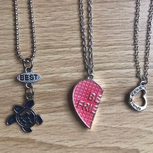 Best Friend Necklace Trio💕